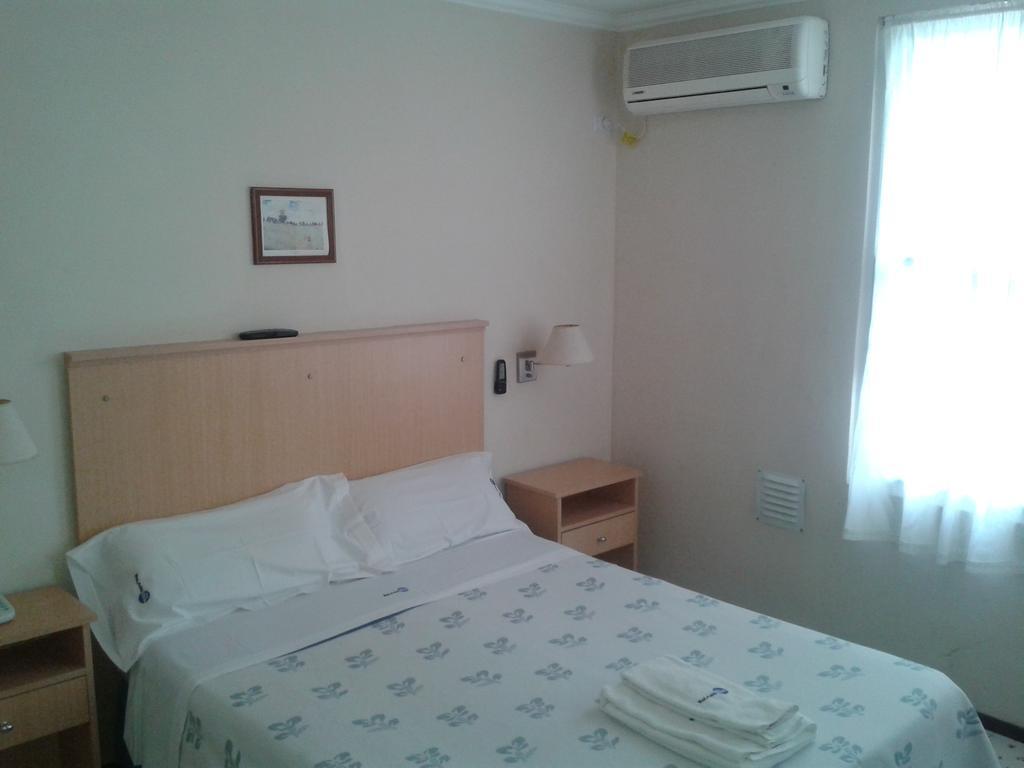 بوينس آيرس Mari Plaza Hotel المظهر الخارجي الصورة