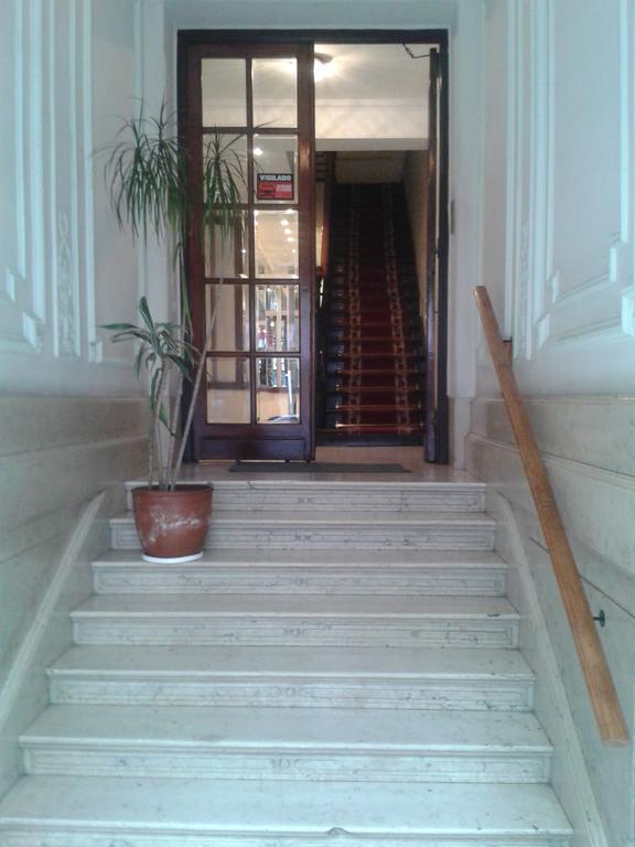 بوينس آيرس Mari Plaza Hotel المظهر الخارجي الصورة